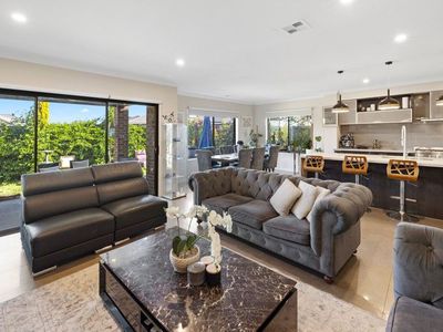 189 Manor Lakes Boulevard, Manor Lakes