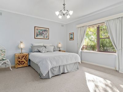111 Mount Barker Road, Hahndorf
