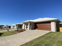 85 Beck Street , Park Ridge