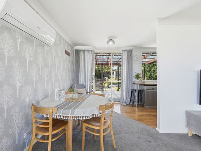 49 Bay Road, Midway Point