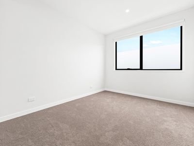 5 Dobright Street, Truganina