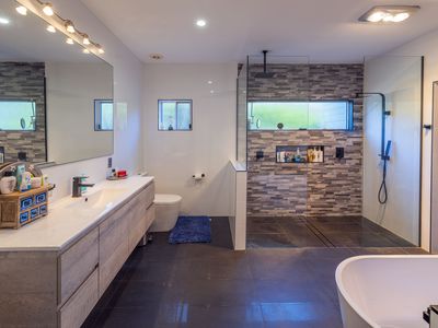 13 Honeyeater Way, Coffs Harbour