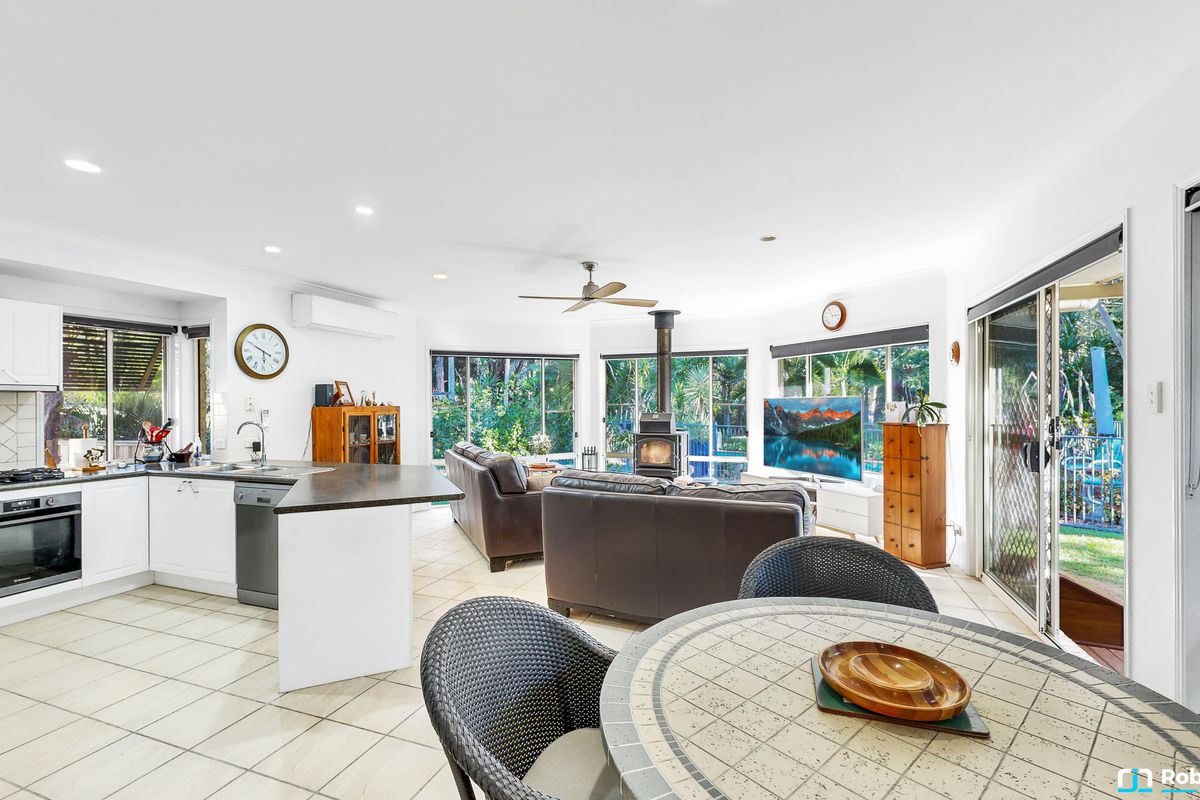 6 Bloodwood Place, Cooroibah