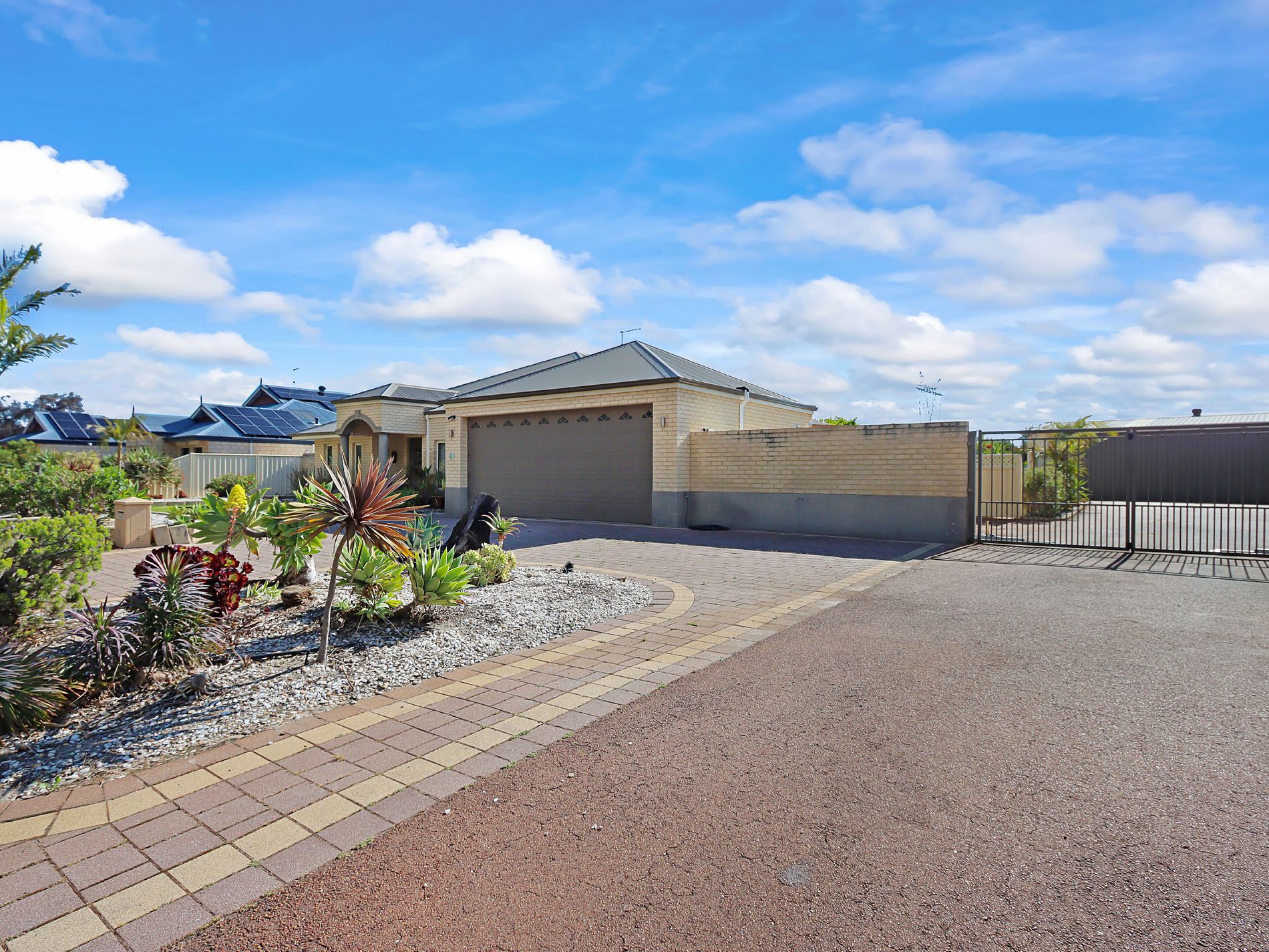 61 Country Road, Pinjarra