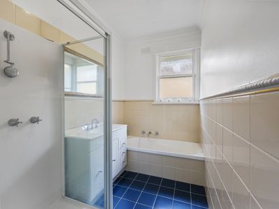 13 Reginald Grove, Warrnambool