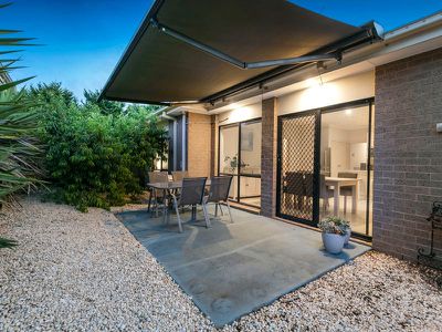 2 / 17 Bass Avenue, Rosebud