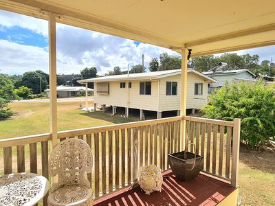 24 Gordon Street, Mount Morgan