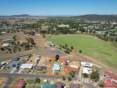 10 Green Crescent, Quirindi