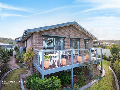 12 / 1 The Fairway, Tura Beach