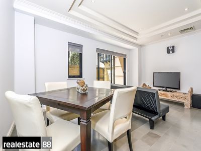 310 / 2 St Georges Terrace, Perth