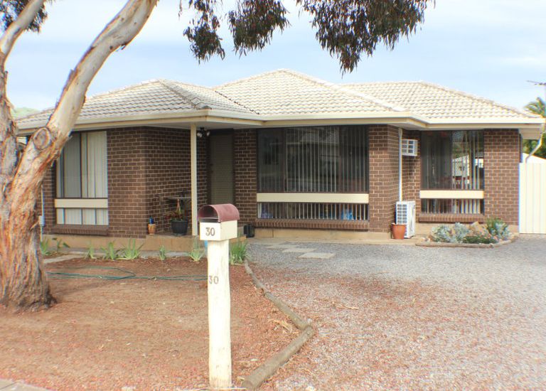 30 Quinliven Road, Aldinga Beach