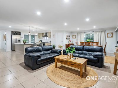 8 Cobbin Cct, Redbank Plains