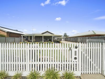 8 Mentor St, Seymour