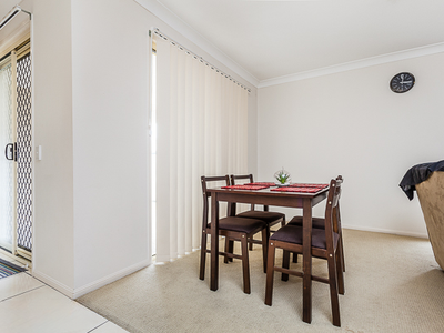 2/3 Lady Bowen Parade, Rothwell