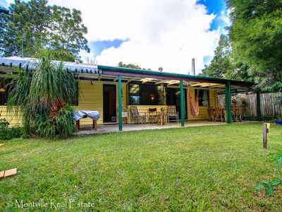 12 Janine Court, Flaxton