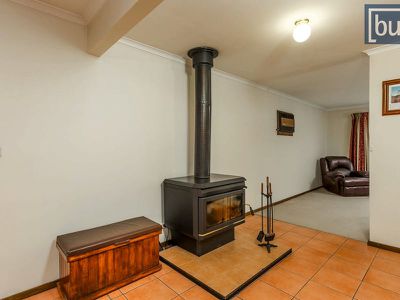 128 Hawdon Ct, Howlong