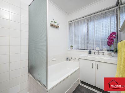 24 Wolff Crescent, Latham