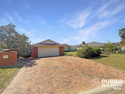5 Cypress Point Drive, Dubbo