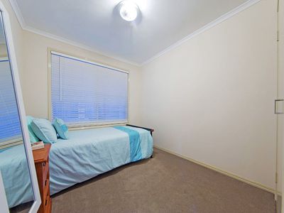27 Teraglin Street, Manly West