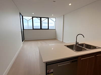 1105 / 33 East Street, Granville
