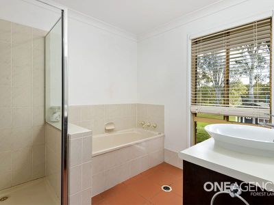 93-97 Victoria Dr, Glenlogan
