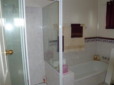 10  Ranbini , Rochedale South