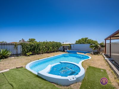 18 Santa Barbara Parade, Quinns Rocks