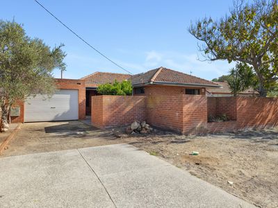 24 McLeod Street, Lockridge