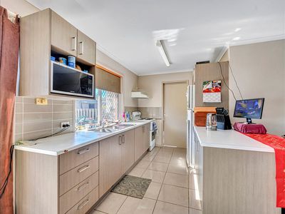 1 / 10 Mooney Close, Goodna