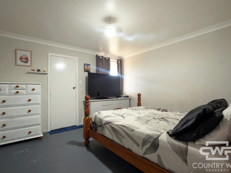 2474 New England Highway, Dundee