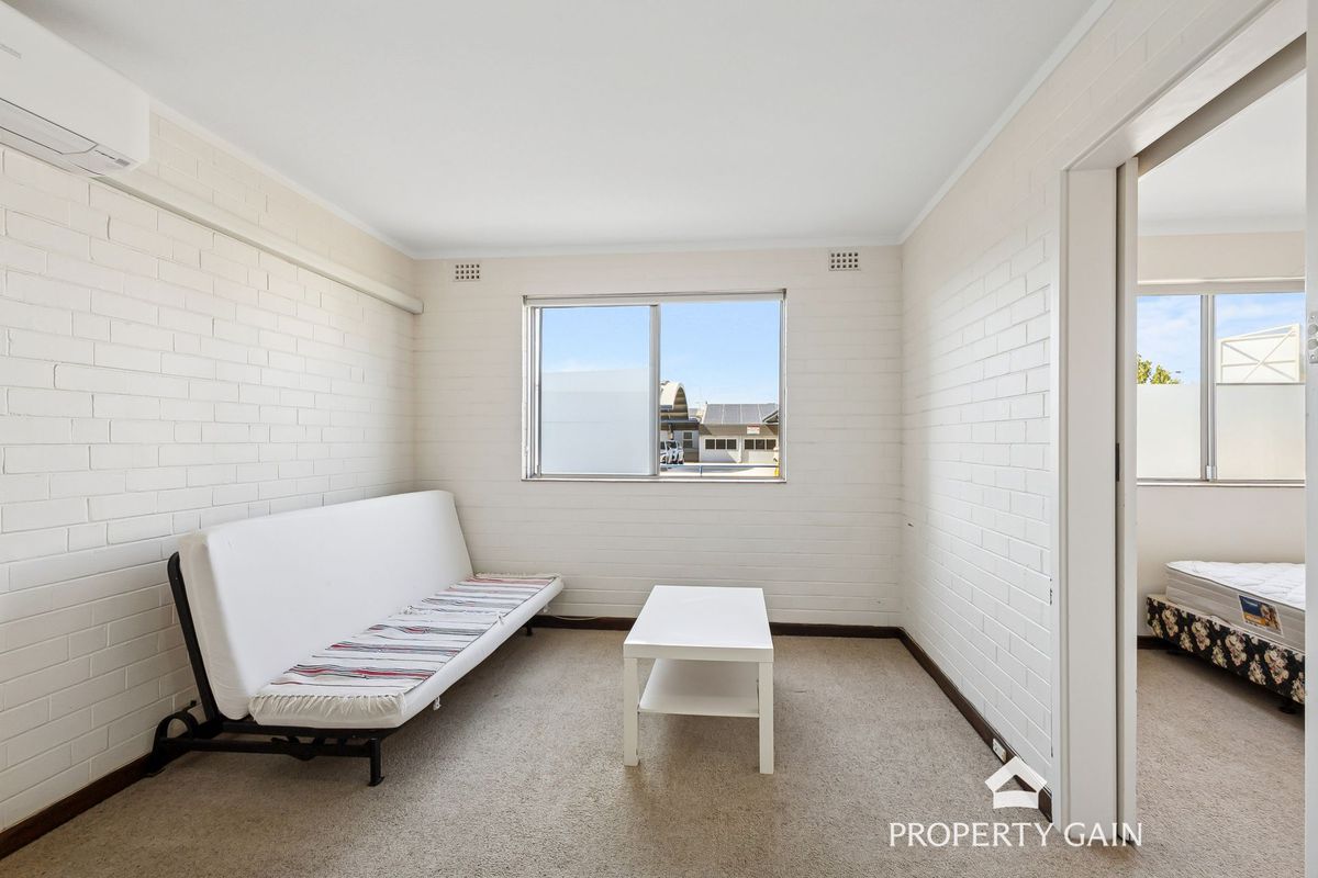 7 / 82 Broadway, Crawley