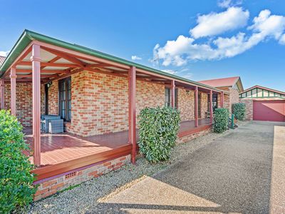 6 Tahiti Avenue, Forster