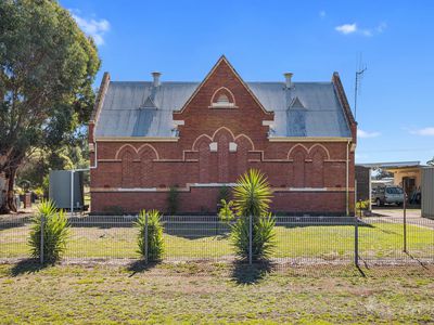 30 Raglan Street, Newbridge