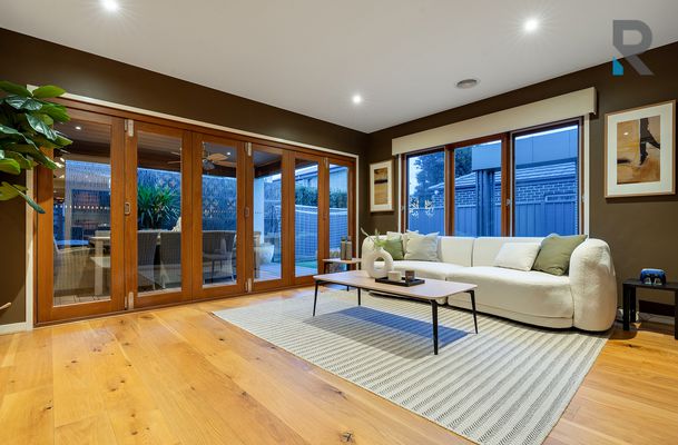 12 Cavalier Drive, Craigieburn
