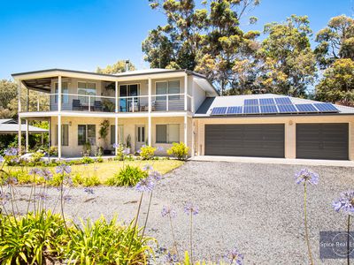 2 Maloney Close, Ocean Beach
