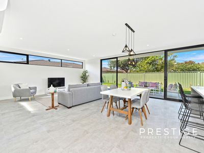 5 / 40 Meriel, Sans Souci