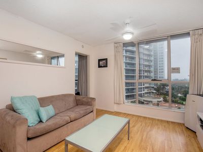 8/21 Clifford Street, Surfers Paradise