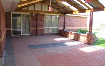 14 Catherine Place, Pakenham