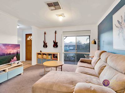 1 Baxter Close, Huntingdale