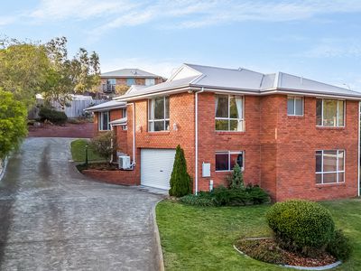 13 Boyd Court, Claremont