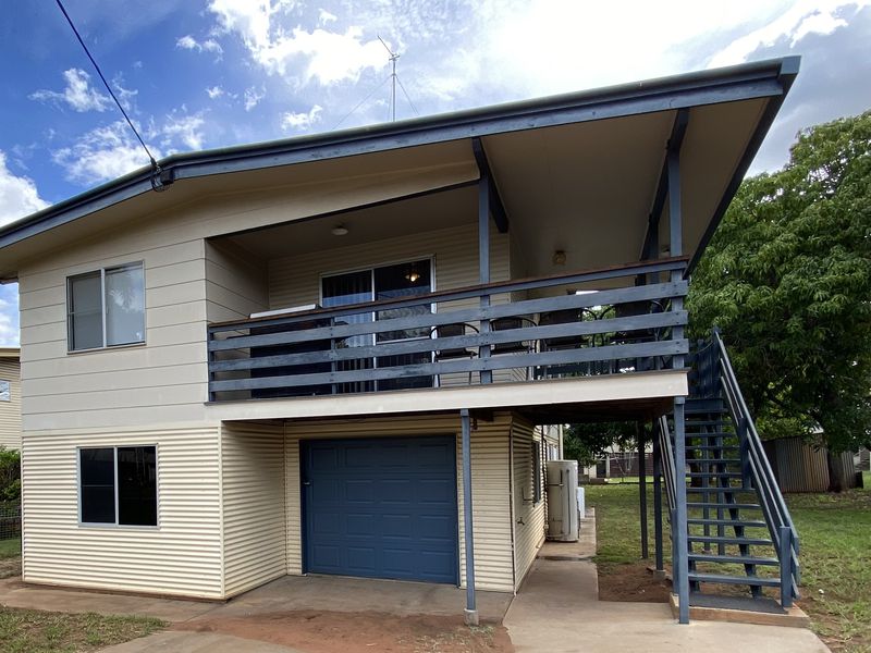 16 Renier Crescent, Moranbah