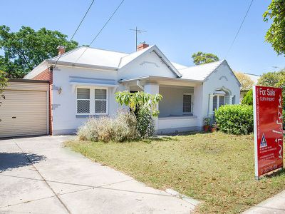 4 Michel Avenue, Plympton