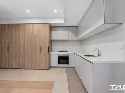 533 / 3 Maple Tree Road, Westmead