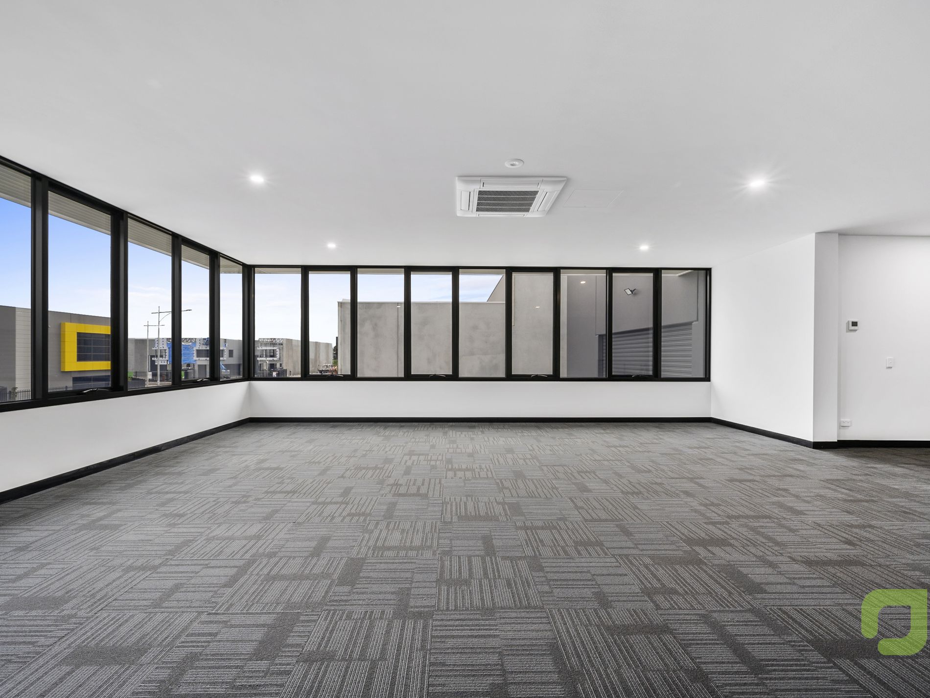 28 Robbins Circuit, Williamstown North