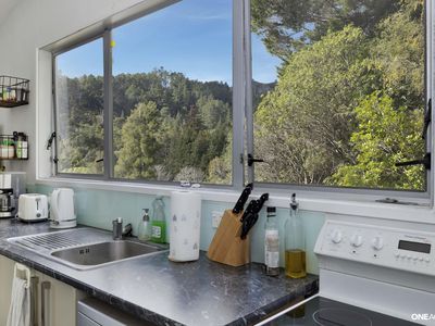 470C Stokes Valley Road, Stokes Valley