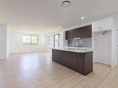 27 Waterford Circuit, Narromine