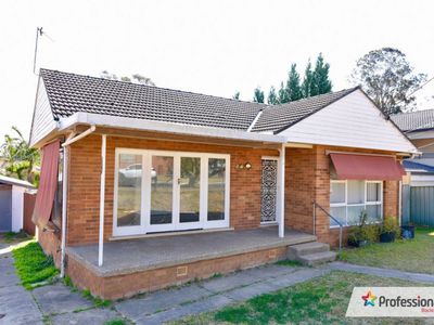 2 Burdett Crescent, Blacktown