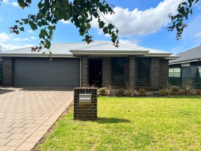 24 Argyle Avenue, Dubbo
