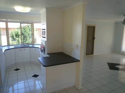 6 Rosella Way, Woodgate