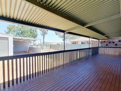 19 Potter Close, Dubbo